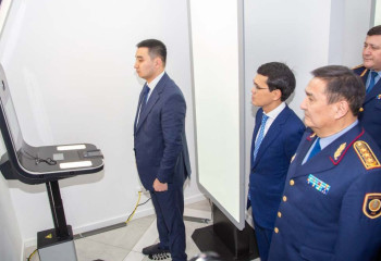 Терминал по выдаче документов запустили в ЦОН Астаны