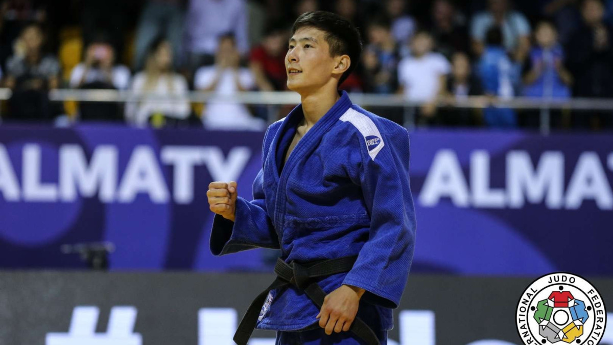 Казахстанский дзюдоист стал серебряным призером мирового турнира Grand Slam