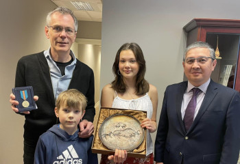 Берген университетінің профессорына Қазақстанның мерейтойлық медалі табыс етілді