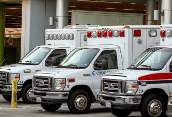 В Лос-Анджелесе несколько человек пострадали из-за перестрелки на пляже