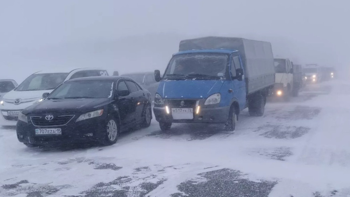 15 участков автодорог закрыты в Казахстане в связи с непогодой