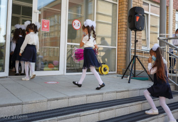 Kazakhstan digitizes educational process in secondary education