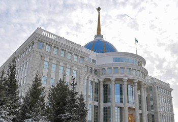 Қарулы қылмыскерлерді ұстаған полицейлер «Айбын» орденімен наградталды