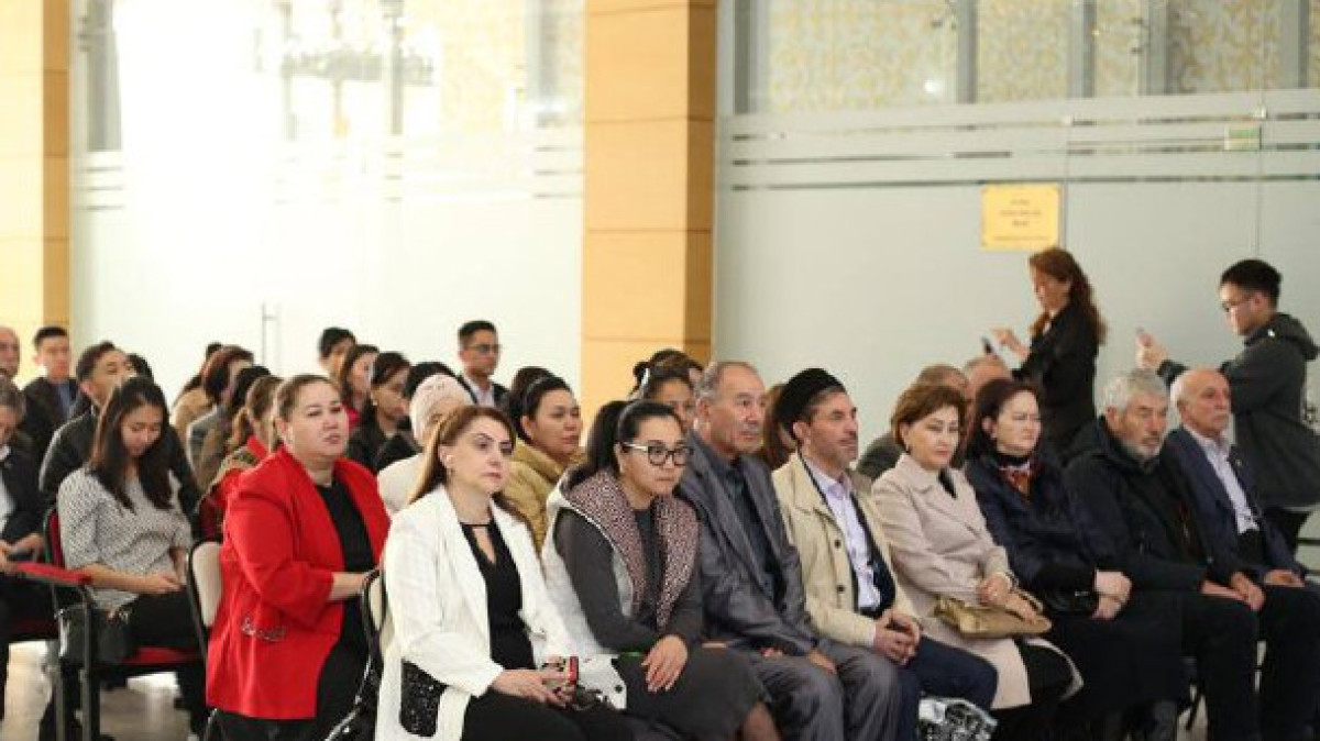 Предвыборная гонка: кандидаты семи казахстанских партий встречаются с избирателями