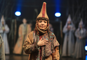 Алғаш рет үлкен сахнаға Кореяға барғанда шықтым – Шехназа Сейітқазықызы