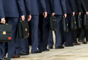 Мемлекеттік қызметте келісімшартпен жұмыс істейтін маман санаты пайда болуы мүмкін