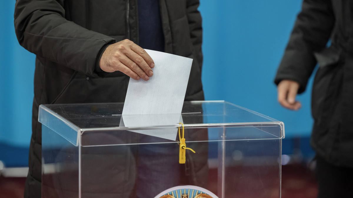 Казахстанцы  смогут проголосовать на 77 избирательных участках за рубежом