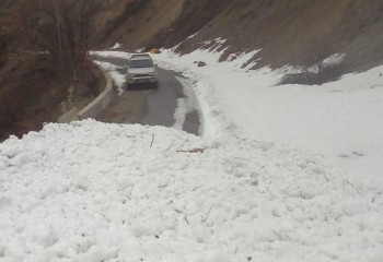 Люди в Алматинской области оказались в ловушке из-за сошедших лавин