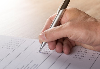 Зрители оценили выступление партий во время «Вечера дебатов» в прямом эфире