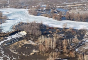 Свыше 100 тыс кубометров талой воды откачали в ЗКО