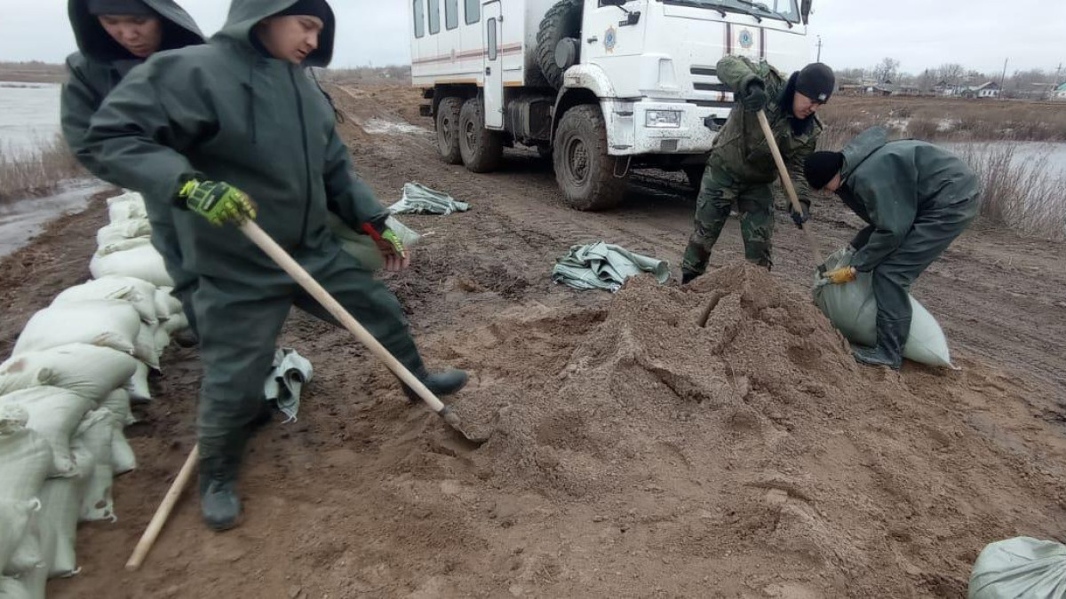 Спасатели контролируют ситуацию в Актюбинской области