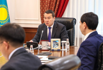 Prime Minister orders expeditious removal of barriers to cargo from China