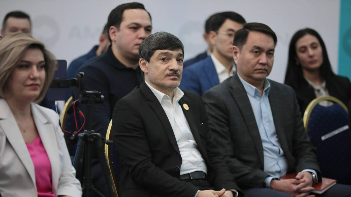  Штаб партии 