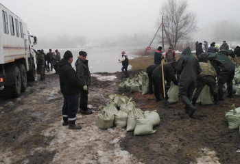 Батыс Қазақстанда су тасқынынан эвакуацияланған тұрғындар үйлеріне оралды