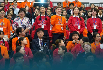 Жасанды интеллект пен робототехника: Оқушылар  жүзден астам жоба ұсынды