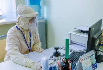 Четыре казахстанца находятся в тяжелом состоянии с диагнозом КВИ