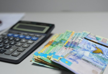 Жұмыссыз қалғандарға 6 айға дейін әлеметтік көмек беріледі