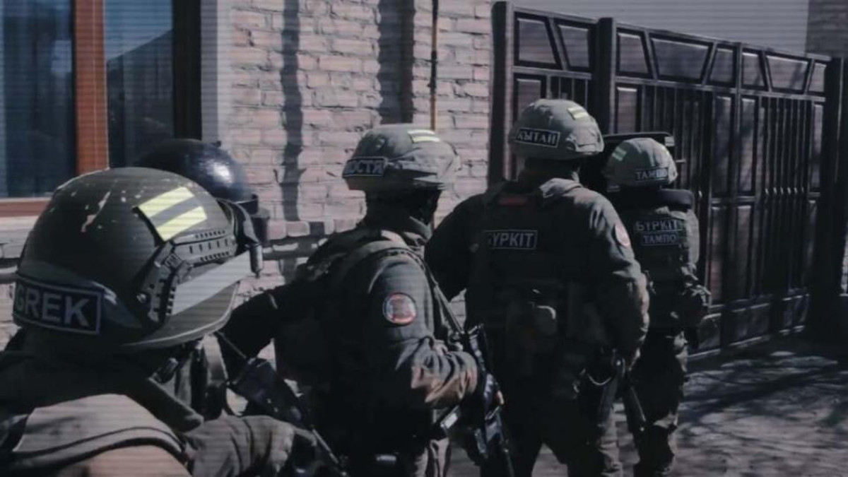 Преступную группировку обезвредили в Кызылорде