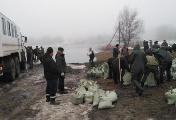 Более 100 человек вернулись в свои дома после подтопления в ЗКО