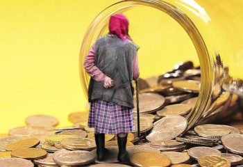 Әйелдердің зейнет жасы қайта қаралуы мүмкін