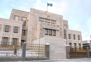 Три обращения казахстанцев приняты к конституционному производству