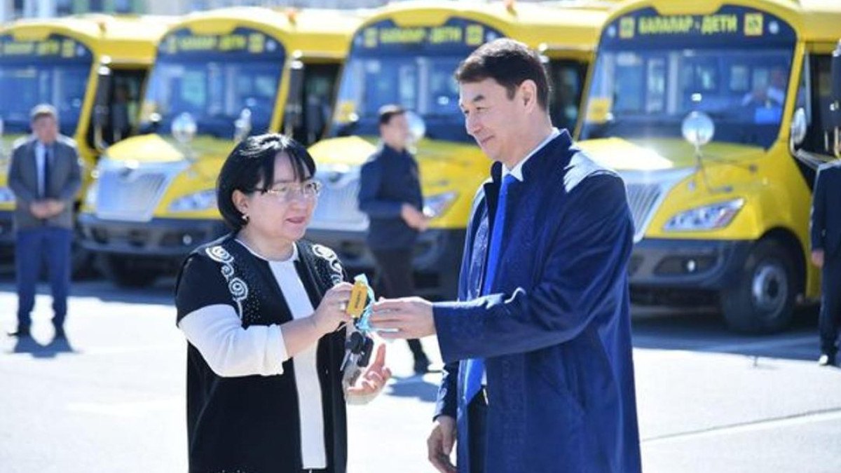 Новые автобусы получили школы Туркестанской области