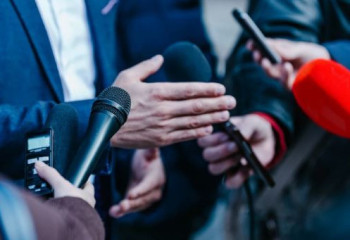 Масс-медиа заңы: Баспасөз картасы бар журналист қандай артықшылыққа ие болмақ