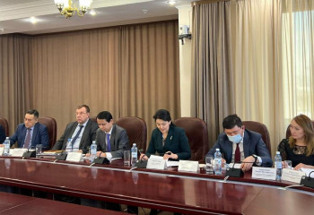 Вопросы регулирования цен на лекарства обсудили в минздраве