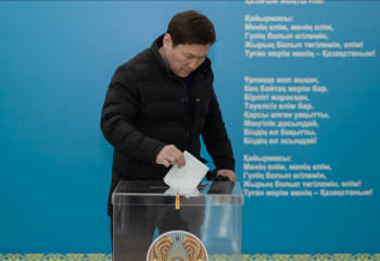 Қазақстанда 8 мыңнан астам сайлау учаскесі жұмысын бастады