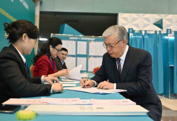 Мемлекет басшысы Мәжіліс пен жергілікті мәслихаттар сайлауында дауыс берді