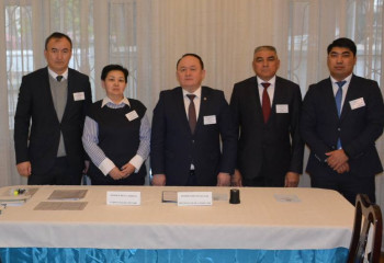 Казахстанцы голосуют в Ташкенте и Душанбе