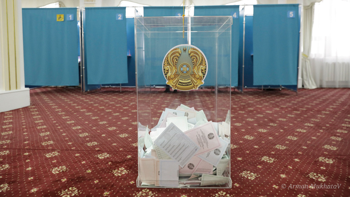 Выборы-2023: Как создают условия для голосование лиц с инвалидностью в области Абай