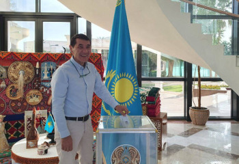 Открылись избирательные участки в Тегеране и Москве