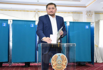 Студенттерді сайлауға қинап қатыстыруға болмайды – Саясат Нұрбек