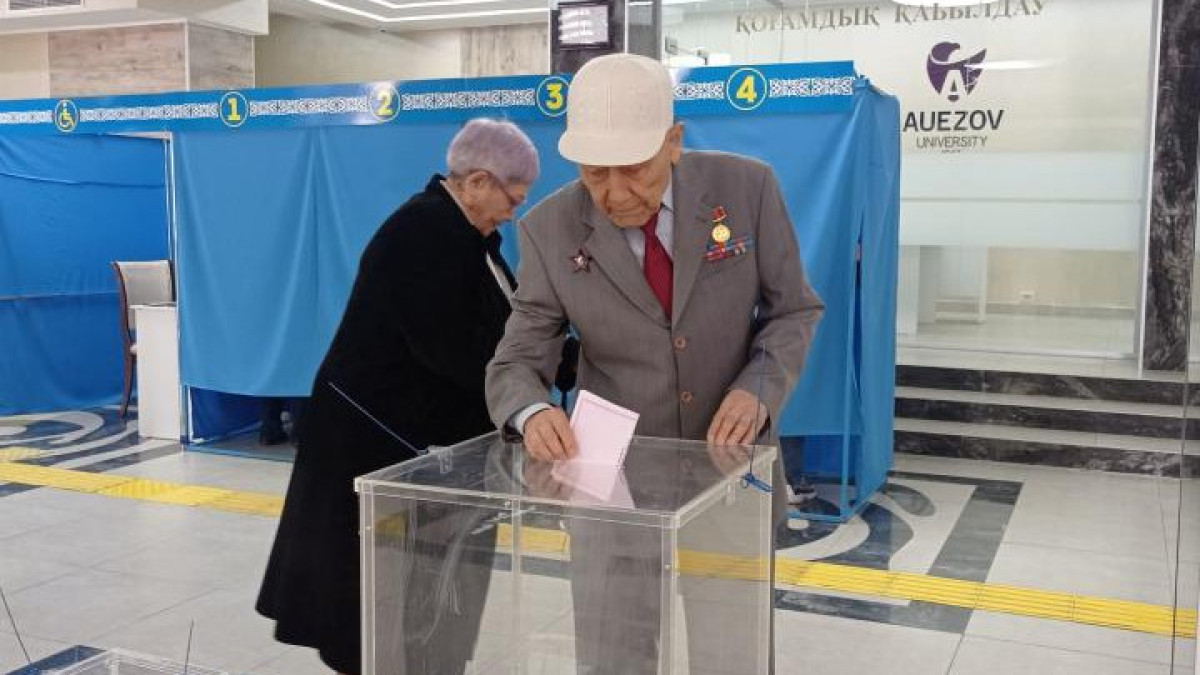 Представители совета ветеранов проголосовали в Шымкенте