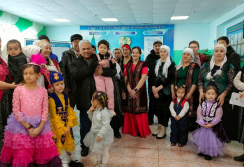 Семья из 35 человек проголосовала на избирательном участке в СКО