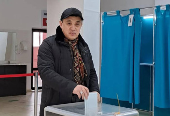 Белгілі ақын Серікзат Дүйсенғазы сайлауға қатысты пікірін білдірді