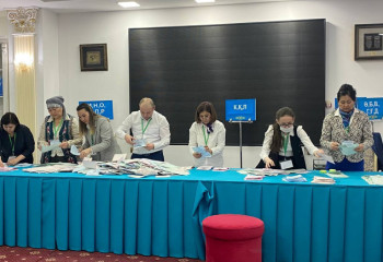 Бюллетендерді санау рәсімі басталды