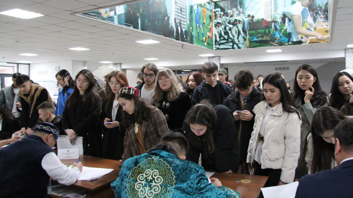  Дәурен Мақсұтханұлы 