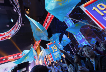 Экзит-полл Института демократии: лидирует AMANAT