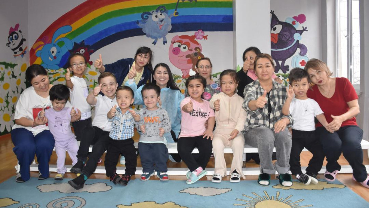 Впервые в Казахстане проводят лечение детей с пороком роста