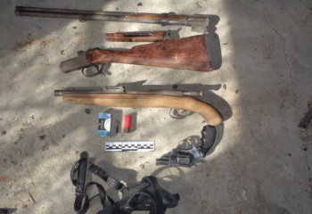 В заброшенном доме нашли схрон оружия в области Абай