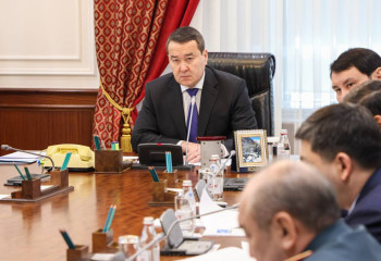 Қытайдан Қазақстанға 680-нен астам жүк көлігі өтті