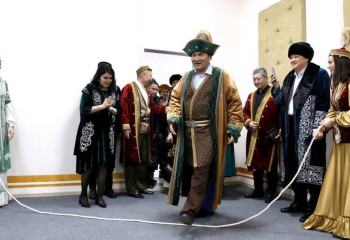 Красочно и самобытно встретили Наурыз в Национальном военно-патриотическом центре