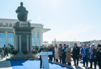 Талдықорғанда Ұлы Абайдың ескерткіші ашылды