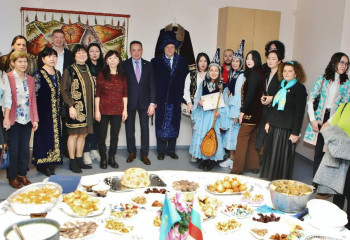 В Софии праздновали наступление весеннего праздника