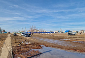 Восстановить поврежденные паводками участки автодорог поручил аким Актюбинской области