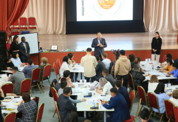 Сингапурские тренеры проводят курсы для педагогов Актюбинской области