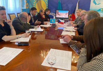 Чех сарапшылары Қазақстандағы парламенттік сайлаудың қорытындысын  бағалады