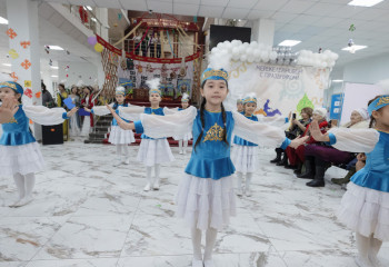 100 creativity centers for children to build in Kazakhstan